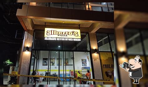 albertos naga menu